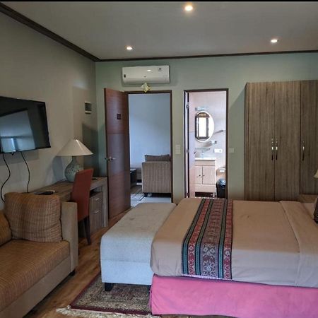 Puri Sabina Bed & Breakfast Jimbaran Exterior foto